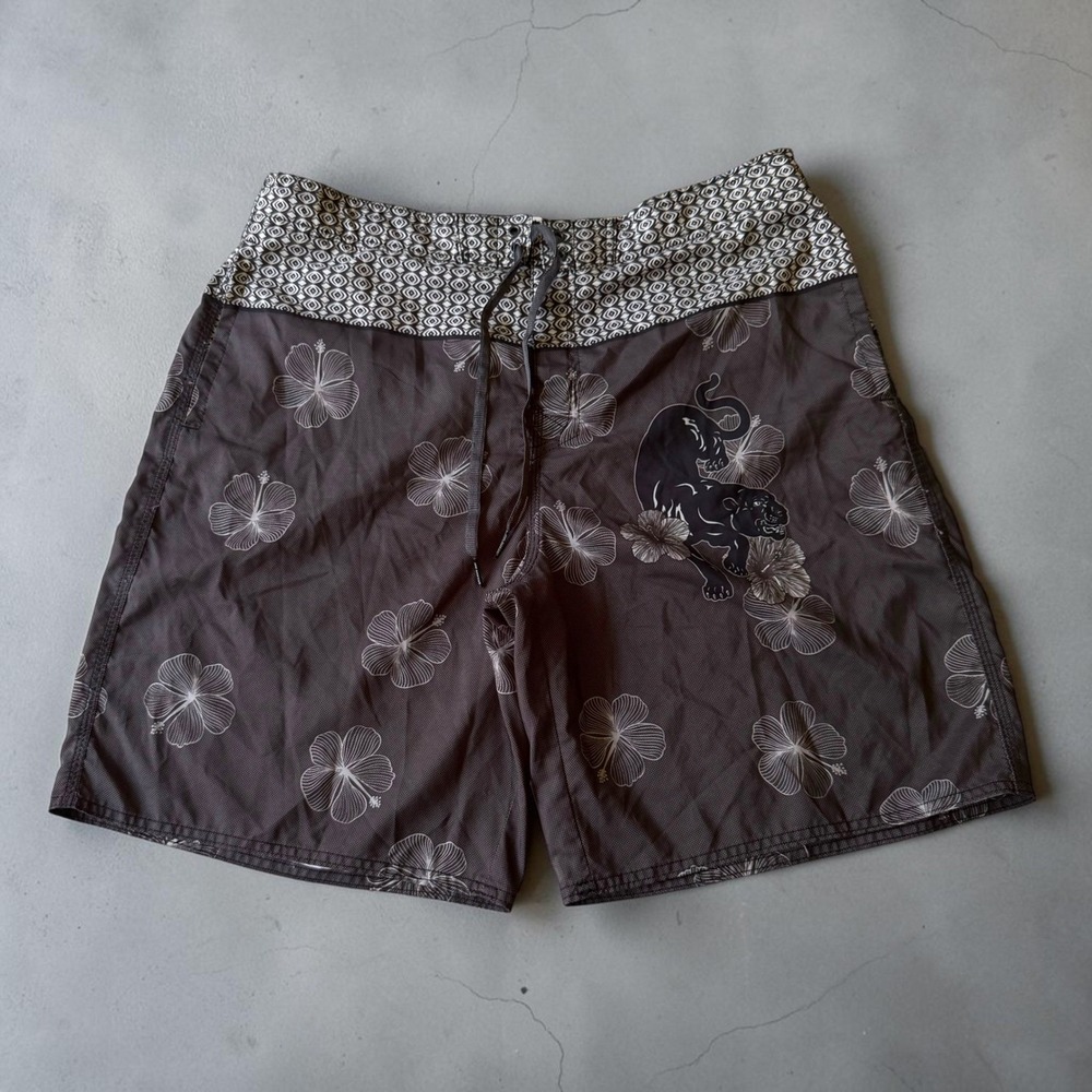 Vintage Y2K Tattoo Style Board Shorts Mens 36 Floral Panther Swim Trunks